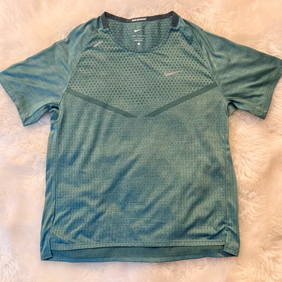 Nike Tech Knit Dri Fit - Picture 1 of 6